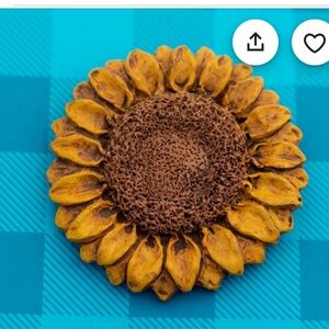 Gorgeous Intricate Sunflower Floral Lapel Pin So Pretty